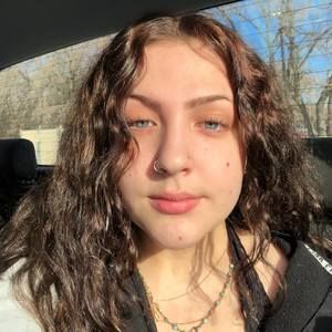 Meet your Posher, Zoe